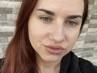 Streamate Adult Video Chat of LYIAANA