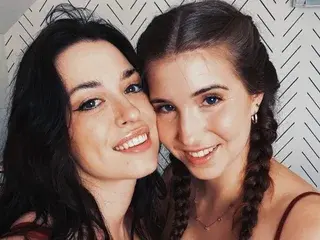 Streamate Free Porn Cam of HannahCloe