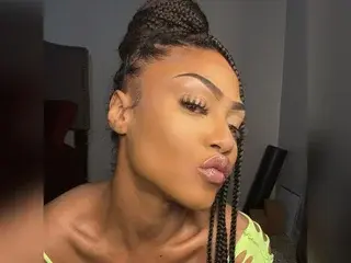 Streamate Nude Webcam of Yiauana
