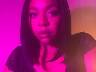 Streamate Free Porn Cam of Mercedes_Redd