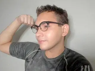 Streamate Watch Live Sex Cams of zackchandler
