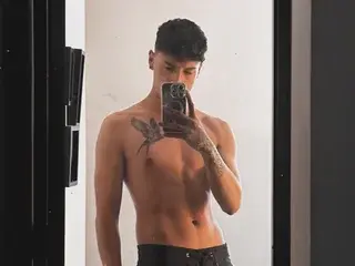 Streamate Nude Webcam of Gabriel_tw
