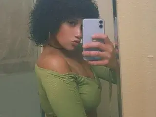 Streamate Live Porn of KandiKamio