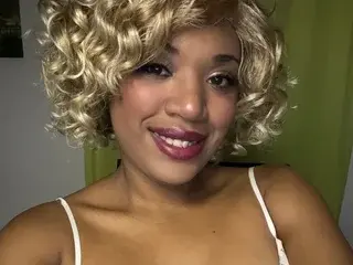 Streamate Live Sex Cam of thekelliecapri