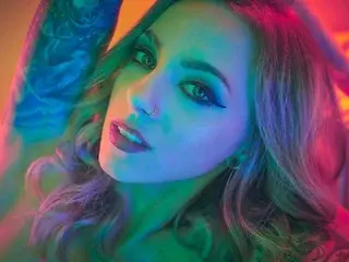 Streamate Sex Cam of AstridLuxe