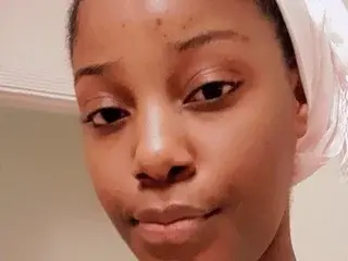 Streamate Free Porn Cam of essyasha24