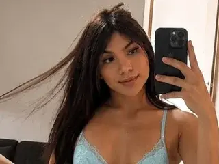 Streamate Watch Live Sex Cams of MiaLovelyts