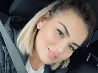 Streamate Free Porn Cam of HugeBoobsErin