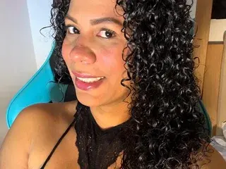 Streamate Live Sex Cam of BrunetteDirty
