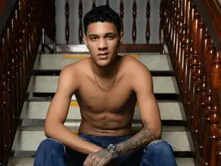 Streamate Free Porn Cam of Mael_Jason