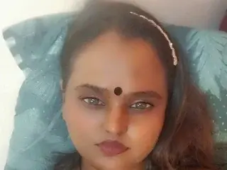 Streamate Live Sex Cam of Indiansunshine19