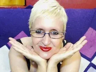 Streamate Watch Live Sex Cams of reniahot