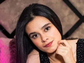 Streamate Sex Cam of BrisaRoss