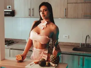 Streamate Adult Video Chat of YelinaMontana