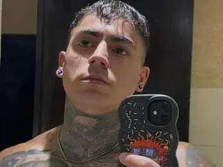 Streamate Private Sex Chat of Max_Stron111