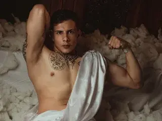 Streamate Adult Webcam of Dustin_Sonne