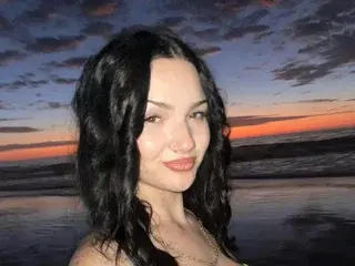Streamate Free Porn Cam of ivyXrosee