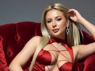 Streamate Live Sex Cam of BriannaSpicee