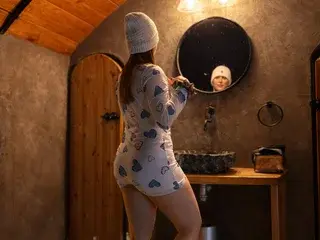 Streamate Adult Webcams of EmmaShaykk
