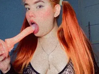 Streamate Free Porn Cam of KloeeDirty025