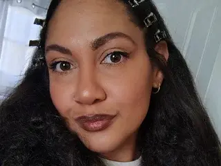 Streamate Adult Webcam of BigBrownTittyMILF