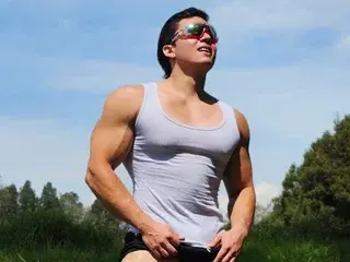 Streamate Free Porn Cam of clark_paul