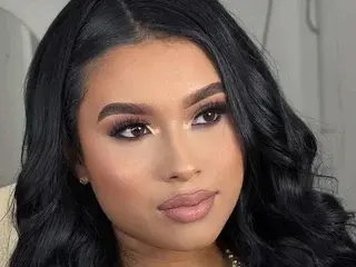Streamate Sex Chat of MiaHannton