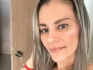 Streamate Live Sex Cam of EVAAMILF