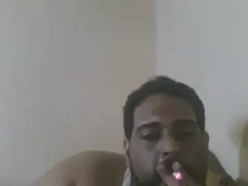 Stripchat Adult Webcam of elpoop7305