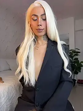 Stripchat Live Porn of miss_tatiana_