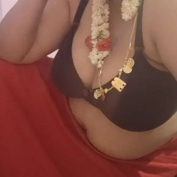 tamil_lathikaaa