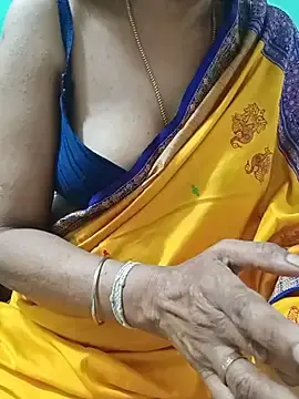 Stripchat Free Live Porn of Shanu_Shah