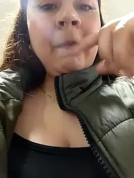 Stripchat Sex Cam of VANESSA__28