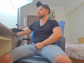 Stripchat Nude Webcam of Ryanstone_