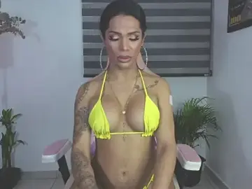 Stripchat Live Sex Cam of isabella_pearl_