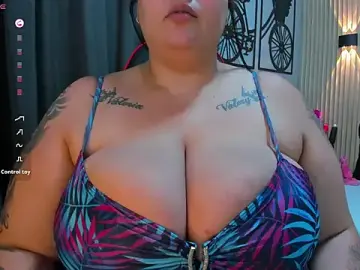 Stripchat Live Sex Cam of Fernanda_Big_Boobs