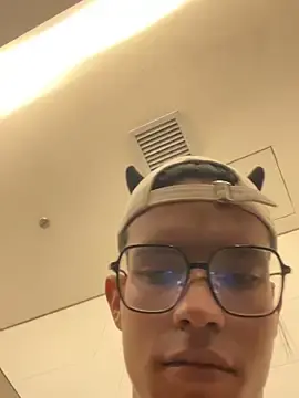 Stripchat Watch Live Sex Cams of Andres_boy252