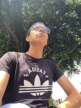 Stripchat Sex Cam of Andres_boy252