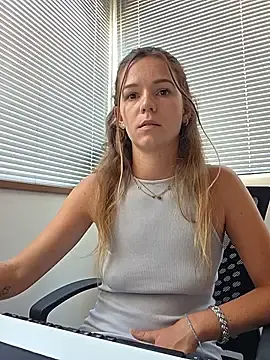 Stripchat Best Webcam of lucie_mehott