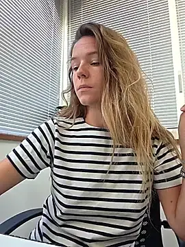 Stripchat Live Sex Cam of lucie_mehott