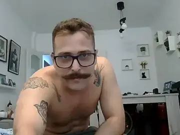 Stripchat Free Porn Cam of yanick931