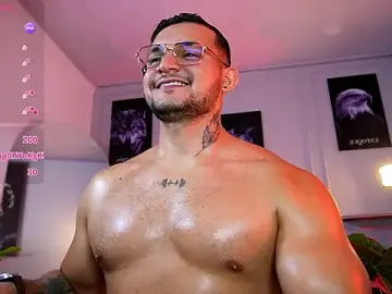Stripchat Adult Webcams of Marco_Vega