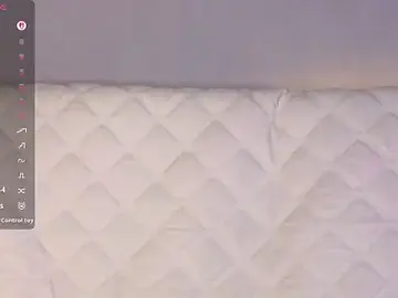 Stripchat Free Porn Cam of Ellijoys