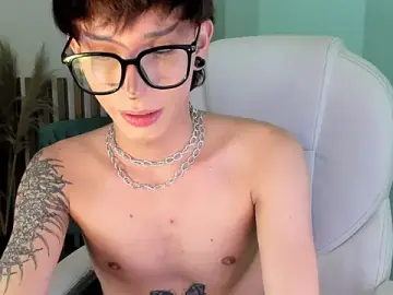 Stripchat Nude Webcam of AndyWiilliams