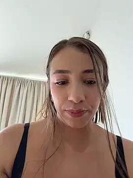 Stripchat Adult Webcam of Hall_16