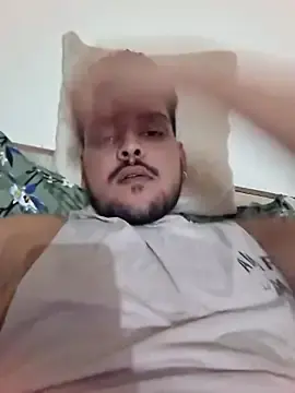 Stripchat Live Sex Cam of rajou_12