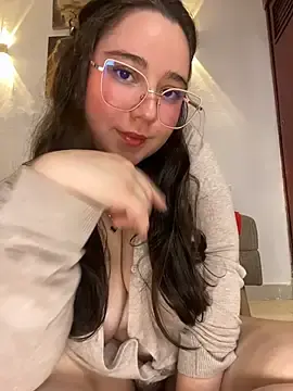 Stripchat Watch Live Sex Cams of LunaGil1