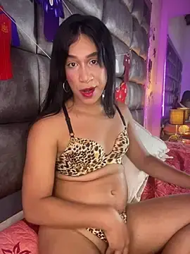 Stripchat Live Sex Cam of Ashly_Miller