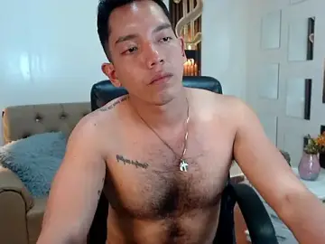 Stripchat Free Porn Cam of paul_cros