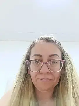 Stripchat Sex Cam of miss_hanna07